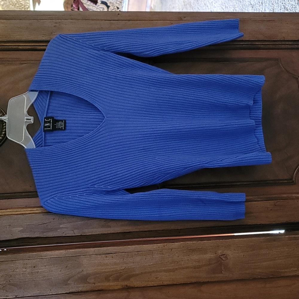 INC small 3/4 sleeve top